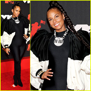 Alicia Keys To Perform at MTV VMAs 2021 Tonight For First Time in Almost 10 Years!