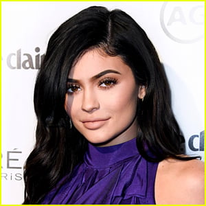 Fans Think One of Kylie Jenner's Siblings Found Out About Her Pregnancy on Instagram