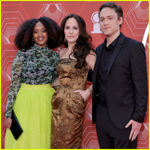 Mary-Louise Parker is Joined by Her Kids at Tony Awards 2020