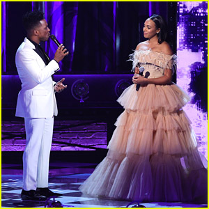 Leslie Odom Jr & Wife Nicolette Robinson Are Couple Goals on Stage at Tony Awards 2020