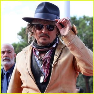 Johnny Depp Attends 'Puffins' Premiere in Italy
