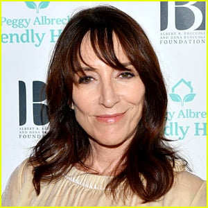 Katey Sagal Hospitalized After Being Hit By Car While Crossing the Street