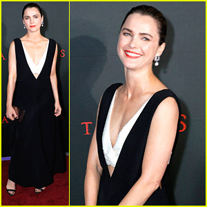Keri Russell Joins Co-Stars & Special Celeb Guests at 'Antlers' NYC Premiere