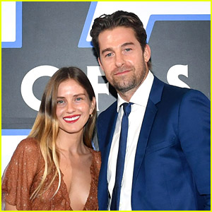 Scott Speedman Will Be a Dad 'Any Day Now,' Talks Plans for Home Birth