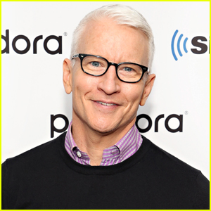 Anderson Cooper Cuddles with Son Wyatt in Super Cute New Pic!