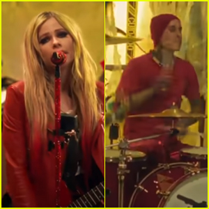 Avril Lavigne Performs New Single 'Bite Me' With Travis Barker on Drums For 'Tonight Show'