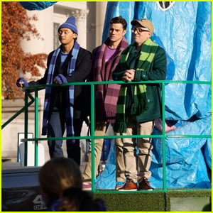 'Blue's Clues' Hosts Steve, Joe & Josh Unite at Macy's Thanksgiving Day Parade
