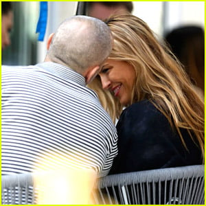 Selling Sunset's Chrishell Stause & Jason Oppenheim Flaunt PDA During Lunch Date