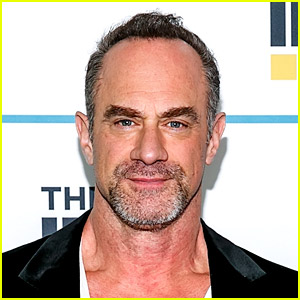 Christopher Meloni Just Posted Some Super Hot Thirst Trap Photos