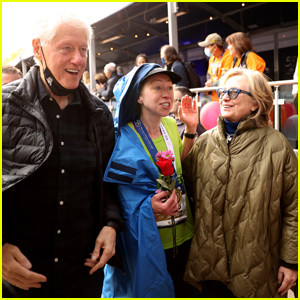 Bill & Hillary Clinton Greet Chelsea Clinton at the NYC Marathon 2021 Finish Line