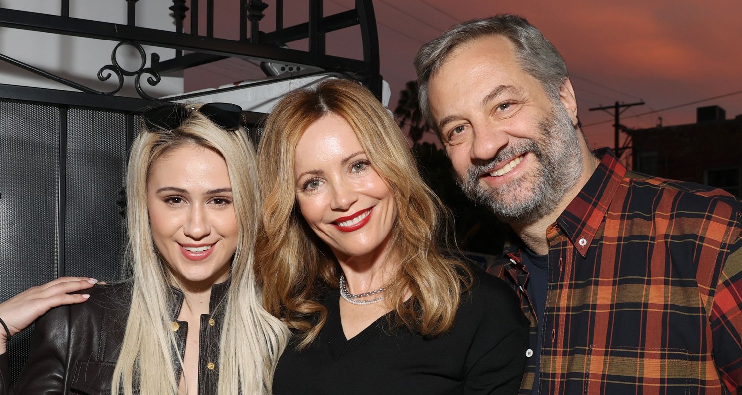 Maria Bakalova Hangs Out with Leslie Mann & Judd Apatow at Tracey