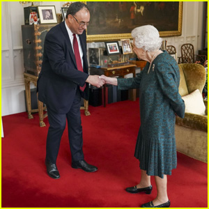 Queen Elizabeth Appears at Windsor Castle Meeting After Hospitalization