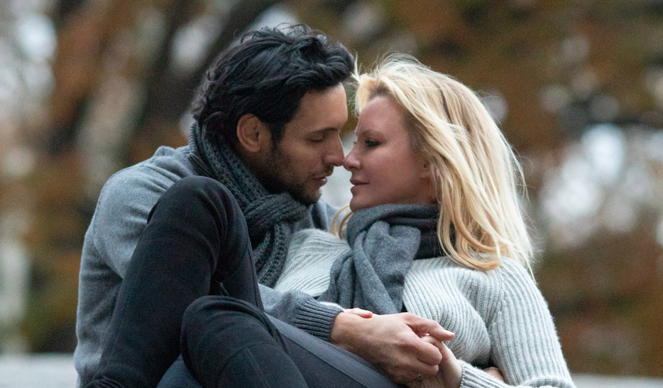 Sandra Lee Flaunts PDA with Boyfriend Ben Youcef in New Photos, Sources