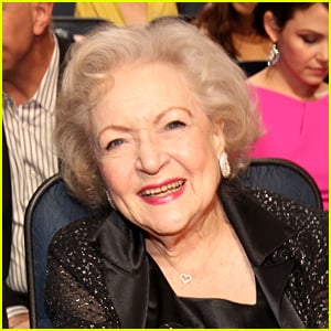 Celebs React to Betty White's Death at 99 - Read the Tweets