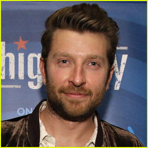 Brett Eldredge Cancels Upcoming Chicago Shows After Testing Positive for Breakthrough COVID-19