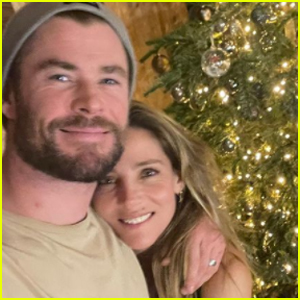 Chris Hemsworth & Wife Elsa Pataky Share a Sweet Christmas Selfie