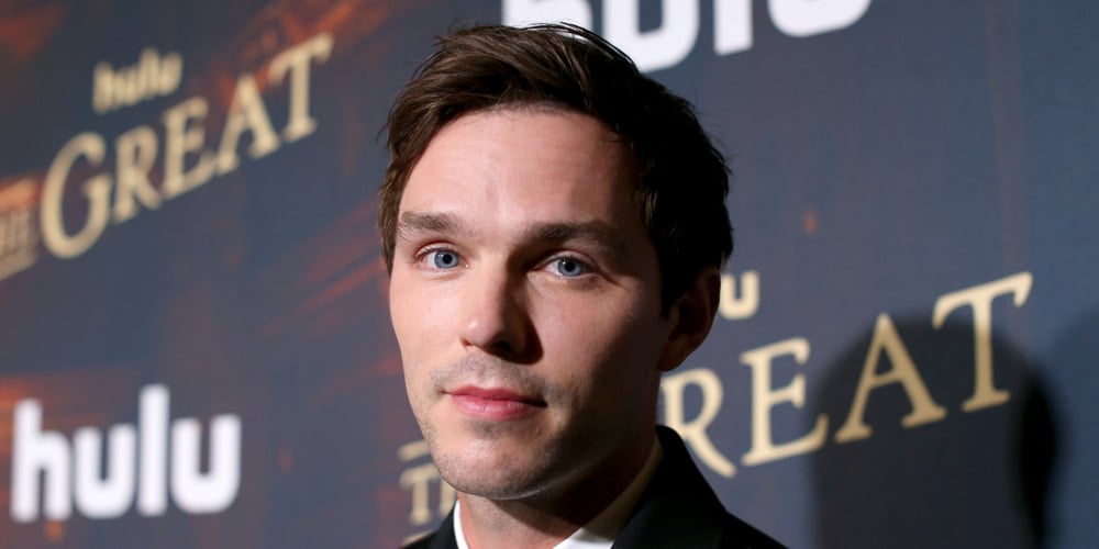 Nicholas Hoult Celebrates His 32nd Birthday With a Hot Shirtless Photo
