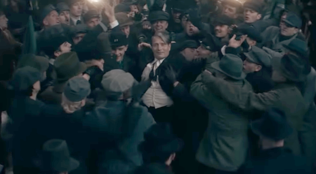 First Look of Mads Mikkelsen as Grindelwald Revealed in ‘Fantastic