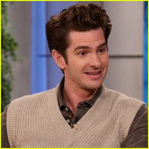 Andrew Garfield Reveals the Only Three People He Told About 'Spider-Man: No  Way Home' Cameo – Watch! Andrew Garfield Reveals the Only Three People He  Told About 'Spider-Man: No Way Home' Cameo –
