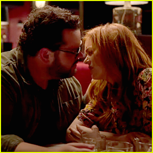 Isla Fisher Causes A Major Car Wreck For Josh Gad in 'Wolf Like Me' Trailer - Watch!