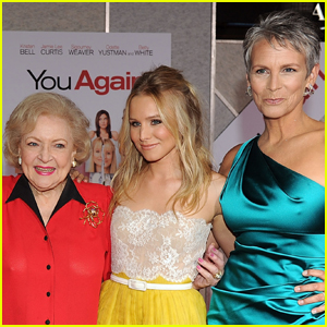 Betty White is Remembered by Her 'You Again' Co-Stars Jamie Lee Curtis & Kristen Bell