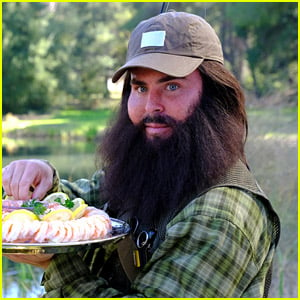 Zac Efron Wears Fisherman Disguise for New AT&T Commercial - Watch Now!