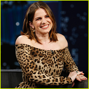 'Inventing Anna' Star Anna Chlumsky Opens Up About Taking a Break From Acting During Her Teens