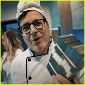 Bob Saget Plays A Chef In Desiigner's 'Bakin' Music Video - Watch!