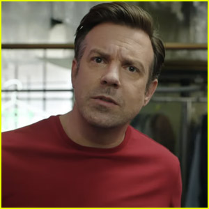 Jason Sudeikis Stars in TurboTax's Super Bowl 2022 Commercial - Watch Now!
