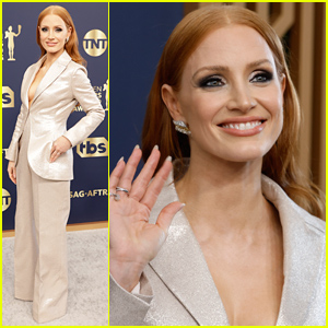 Jessica Chastain Is So Sleek & Chic in Her Pantsuit at SAG Awards 2022