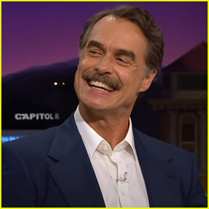 'White Lotus' Star Murray Bartlett Reveals Why He Decided To Grow A Mustache