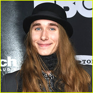 'The Voice' Winner Sawyer Fredericks Comes Out as Bisexual