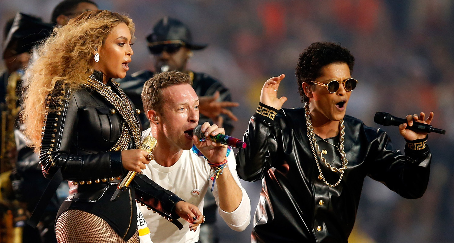 How Much Money Are Super Bowl Performers Paid? The Answer How Much Money Are Super Bowl Performers Paid? The Answer