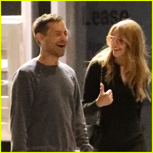 Tobey Maguire Parties With a Group of Friends in LA