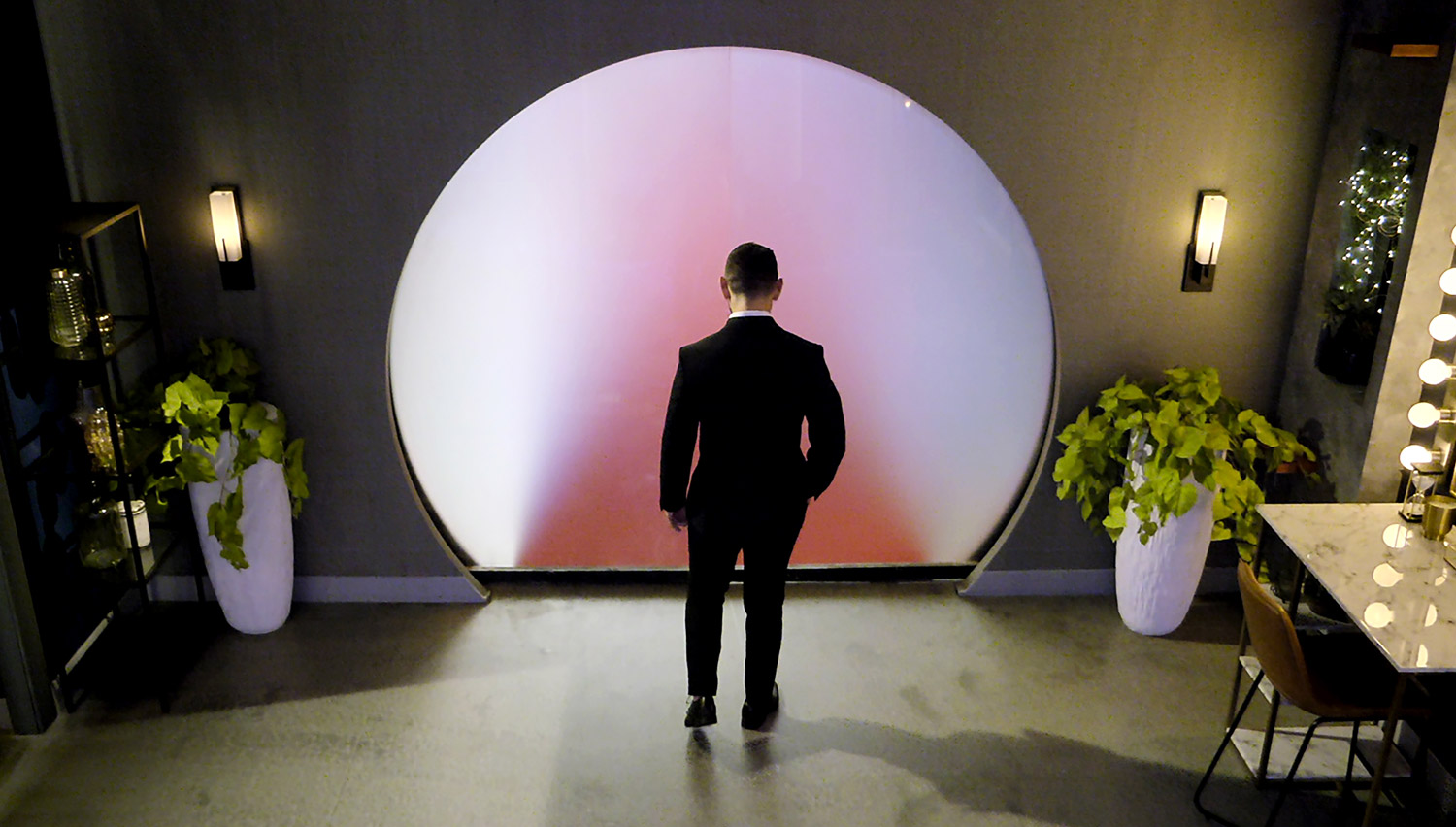 ‘Love Is Blind’ Season 2 Recap 2 Couples Still Together After Reunion, 4 Have Split Love Is