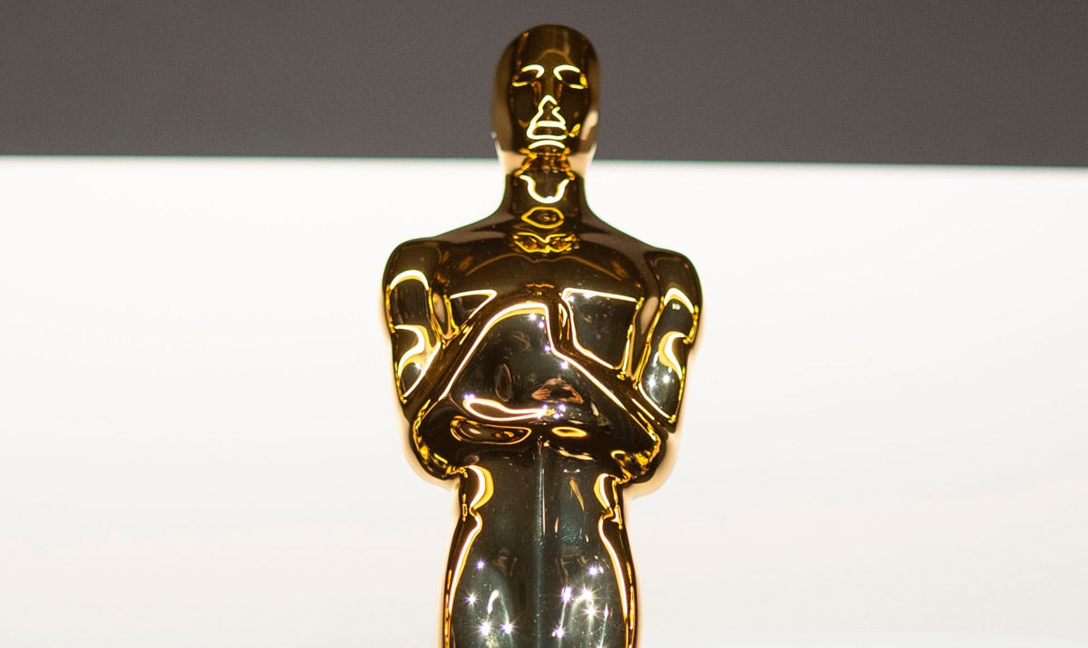 Oscars 2022 Red Carpet – Three Hosts Revealed! | 2022 Oscars, Brandon Maxwell, Oscars, Terrence J, Vanessa Hudgens - Vimarsana News