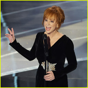 Reba McEntire Returns to the Oscars Stage After 30 Years to Perform 'Somehow You Do'