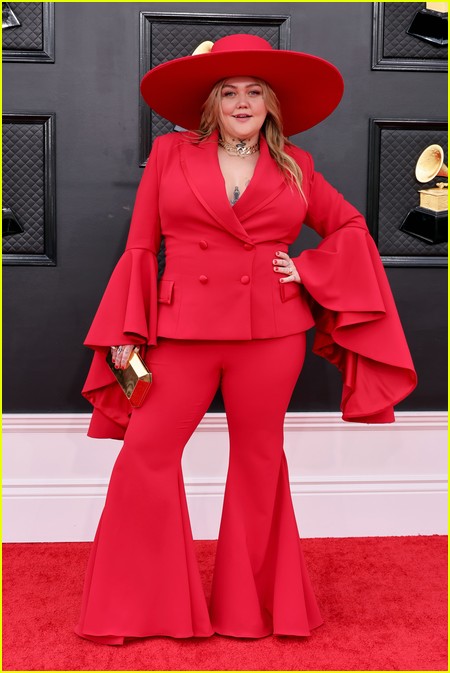 Elle King on the Grammys 2022 red carpet