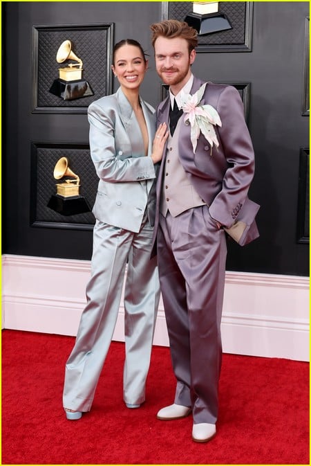 Finneas O'Connell, Claudia Sulewski on the Grammys 2022 red carpet