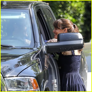 Jennifer Garner Looks Smitten with Boyfriend John Miller While Chatting with Him Through Car Window