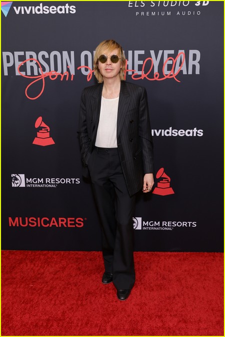 Beck at Joni Mitchell's MusiCares event