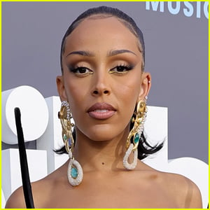 Doja Cat Says Her Throat Is 'F--ked' After Tonsil Surgery: 'I Might Have Some Bad News'