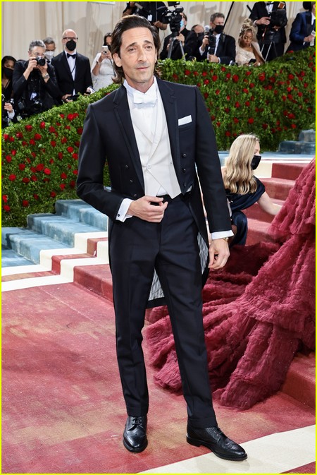Adrien Brody on the 2022 Met Gala red carpet