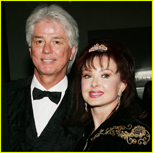 Naomi Judd's Husband Larry Strickland Reflects on 'Fragile' Final Days Before Her Death