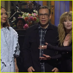 Natasha Lyonne is Impersonated by Ex Boyfriend Fred Armisen & Maya Rudolph in 'Saturday Night Live' Monologue - Watch