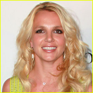 Britney Spears Returns to Instagram, Reveals Why She Hasn't Gone on Her Honeymoon Yet