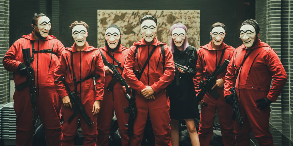 Netflix Delivers Thrilling New Trailer For 'Money Heist: Korea' – Watch Here! | Jang Yoon-ju, Jun Jong Seo, Kim Ji-hun, Kim Sung-o, Kim Yunjin, Lee Hyun-woo, Lee Joobeen, Lee Kyu-ho, Lee Won-jong, Money Heist, Money Heist Korea, Netflix, Park Hae Soo, Park Myung-hoon, Yoo Ji-tae - Vimarsana News