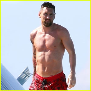Lionel Messi Soaks Up the Sun During Yacht Trip with Friends in Spain