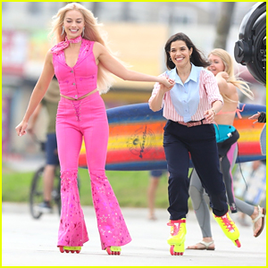 Margot Robbie & America Ferrera Go Roller Blading For 'Barbie' Movie - See The Fun Pics!
