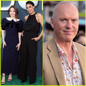 Rosario Dawson Debuts New Shorter Hair at 'Dopesick' FYC Event with Co-Stars Kaitlyn Dever & Michael Keaton